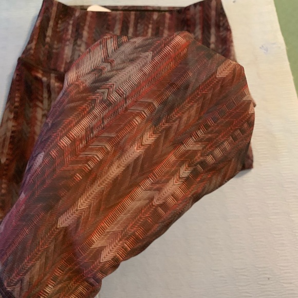 FABLETICS High Rise Power Mesh Leggings - Picture 5 of 6